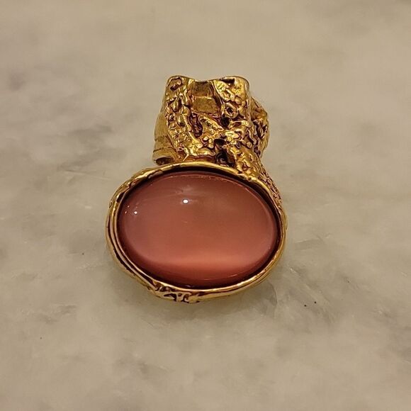 NWT Yves Saint Laurent Sz 4 RARE Pink YSL Arty Cabochon Statement 24KT Gold Ring - Picture 6 of 16